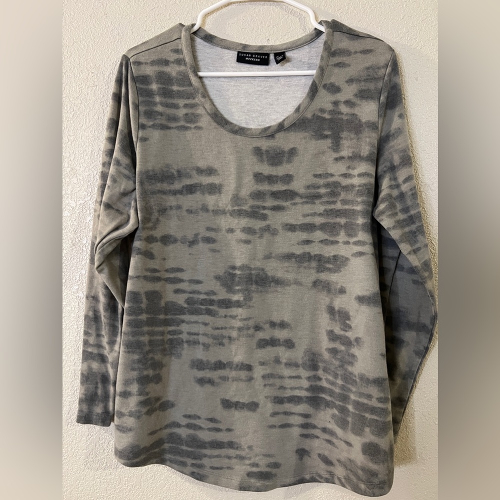 Susan Graver Weekend Large Gray Long Sleeve Top Printed